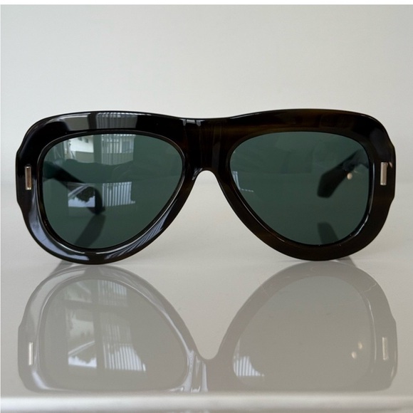 Ferragamo sunglasses main image 4